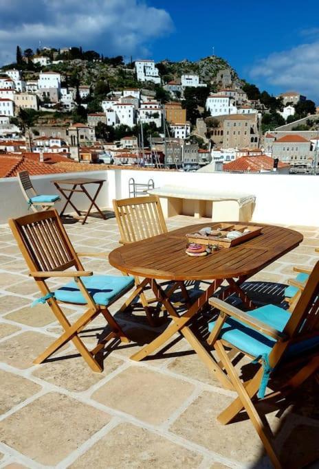 Christina'S Stone House Apartment Hydra  Extérieur photo